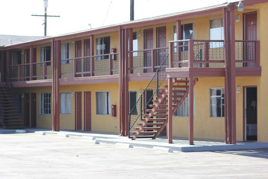 Cinderella Motel Wasco Esterno foto