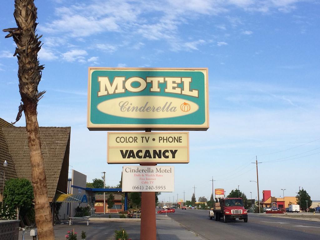 Cinderella Motel Wasco Esterno foto