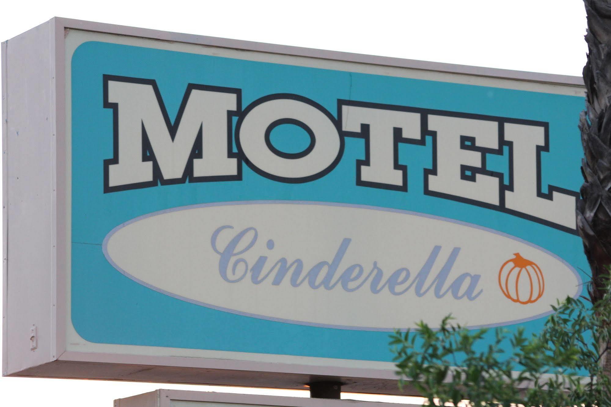 Cinderella Motel Wasco Esterno foto